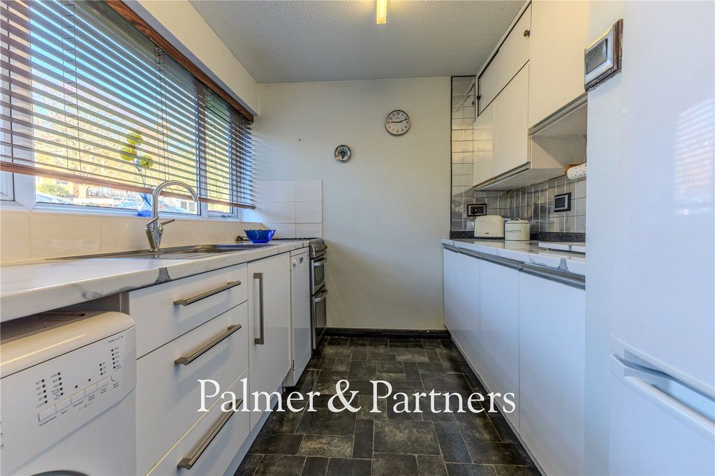 Property photo 2 of 19 Picture No. 05