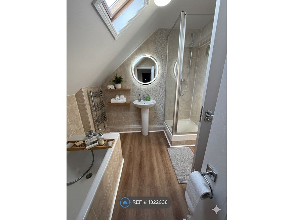 Property photo 2 of 3