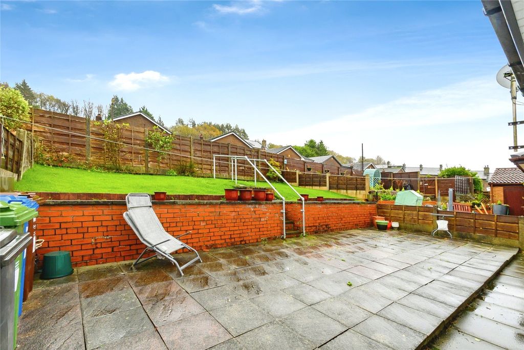 Property photo 2 of 22 Picture No. 14