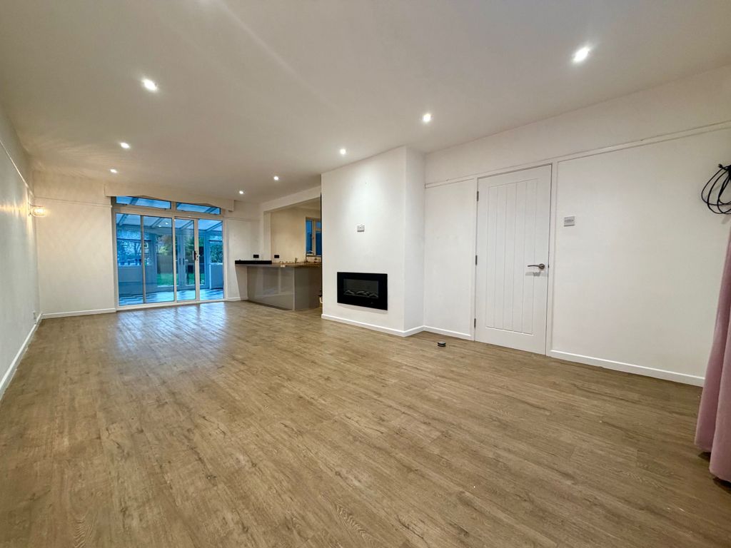 Property photo 3 of 18 View