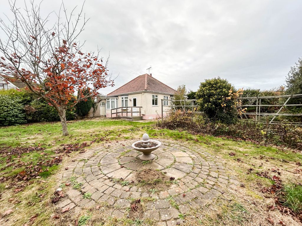 Property photo 2 of 13