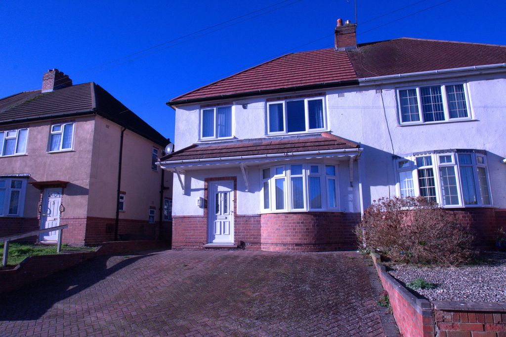 Property photo 2 of 23