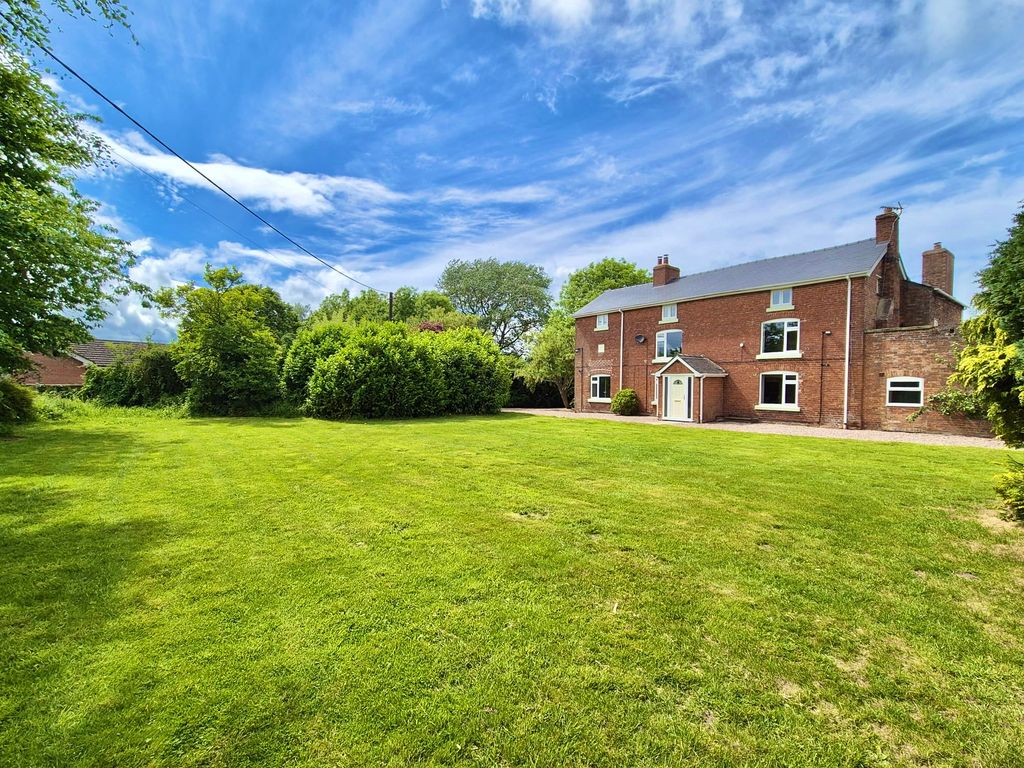 Property photo 1 of 40 Img_5500