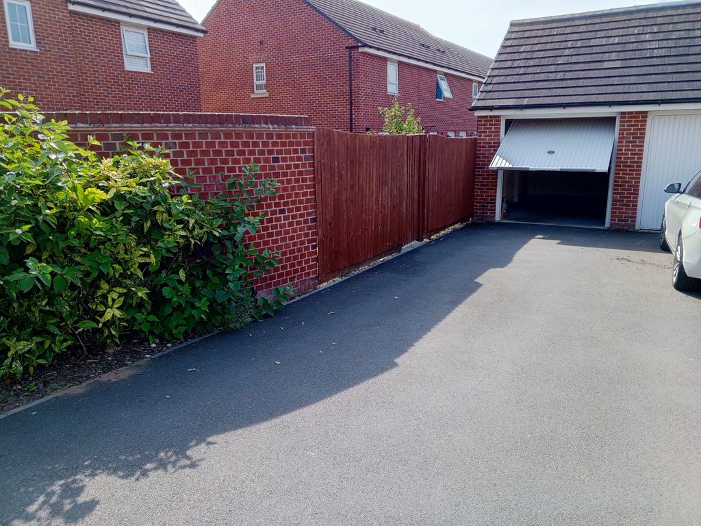Property photo 2 of 2