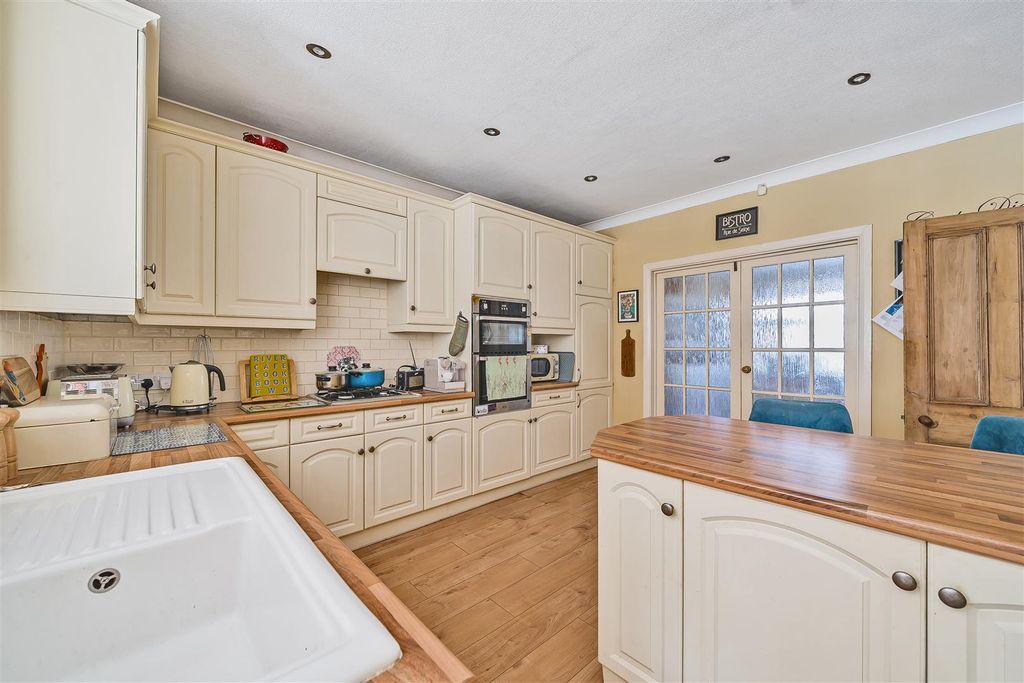 Property photo 3 of 26 1252446 (5).Jpg
