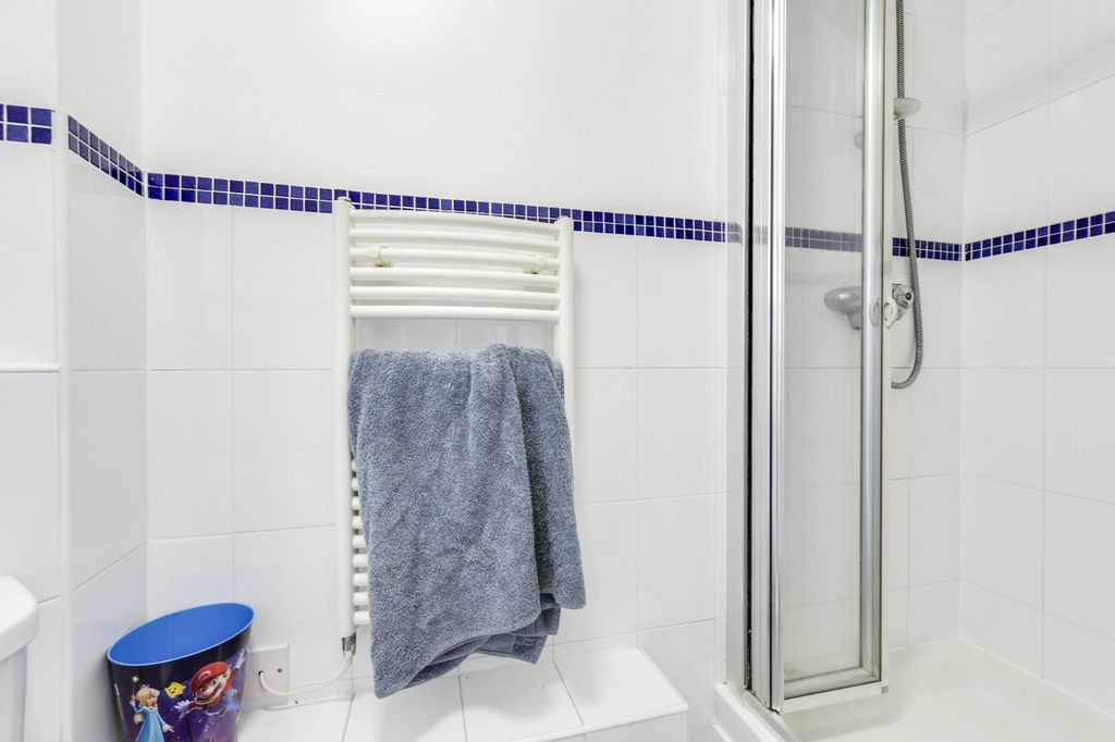 Additional image 10 of 2 bed flat for saleMeadow Road, Apperley Bridge, Bradford, West Yorkshire BD10
