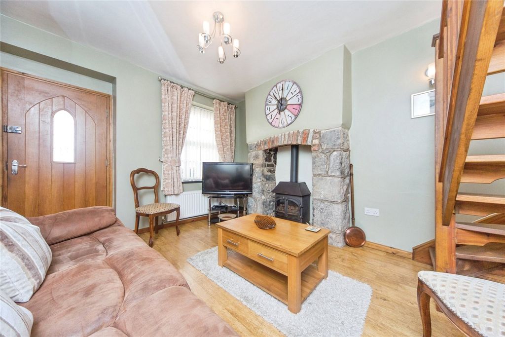 Property photo 3 of 18 Picture No. 02