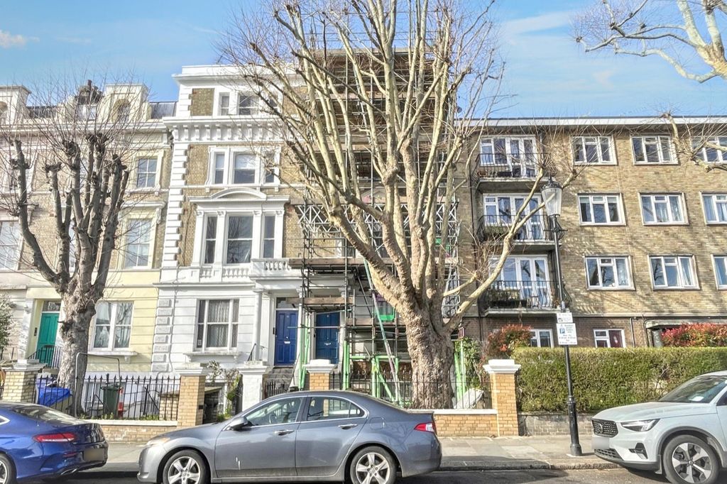 Property photo 1 of 7 16D Cambridge Gardens, London W10 5Ub