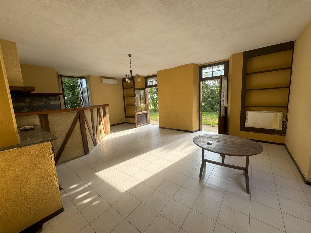 Property photo 3 of 22