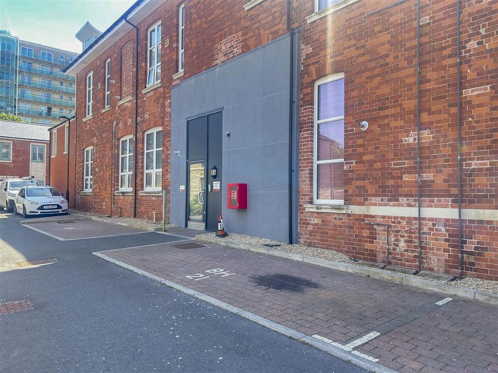 Additional image 8 of 1 bed flat for saleBeresford House, Portland DT5