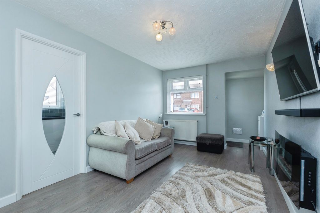 Property photo 2 of 15