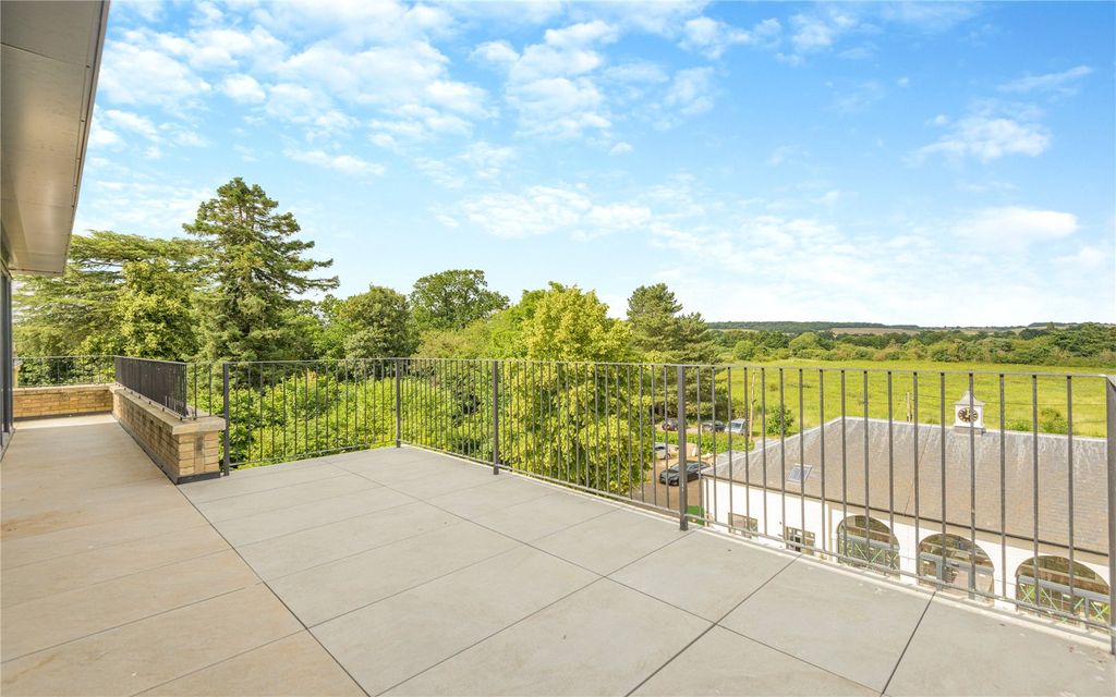 Property photo 1 of 9 Penthouse Balcony