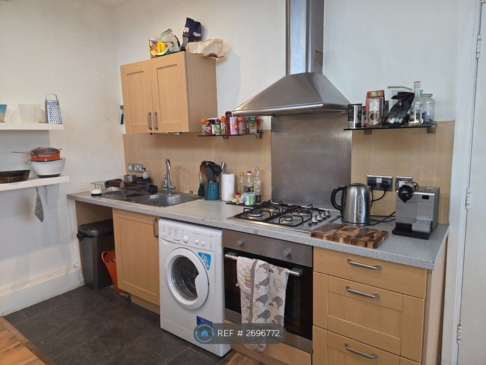 Property photo 2 of 7