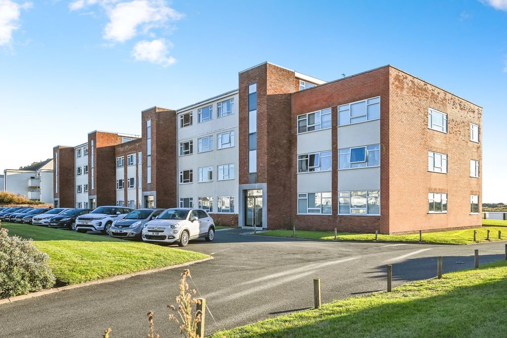 Property photo 1 of 14 Photo