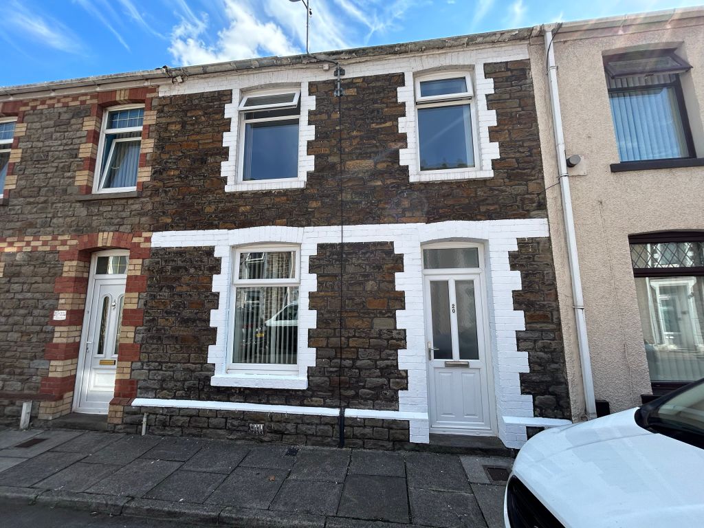 Property photo 1 of 9