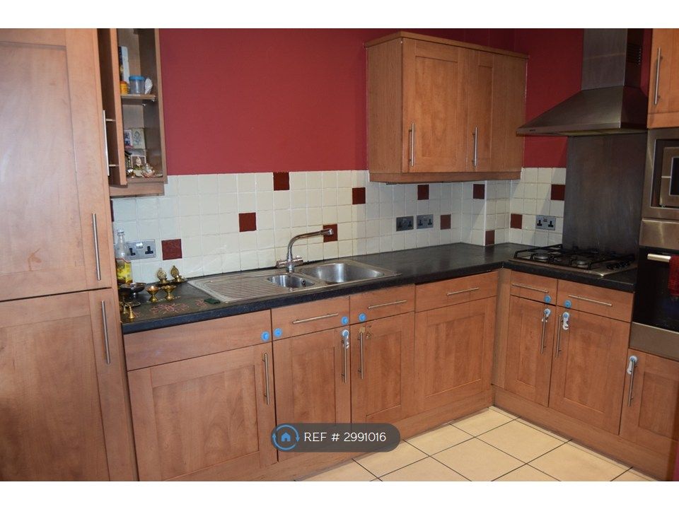 Property photo 2 of 6