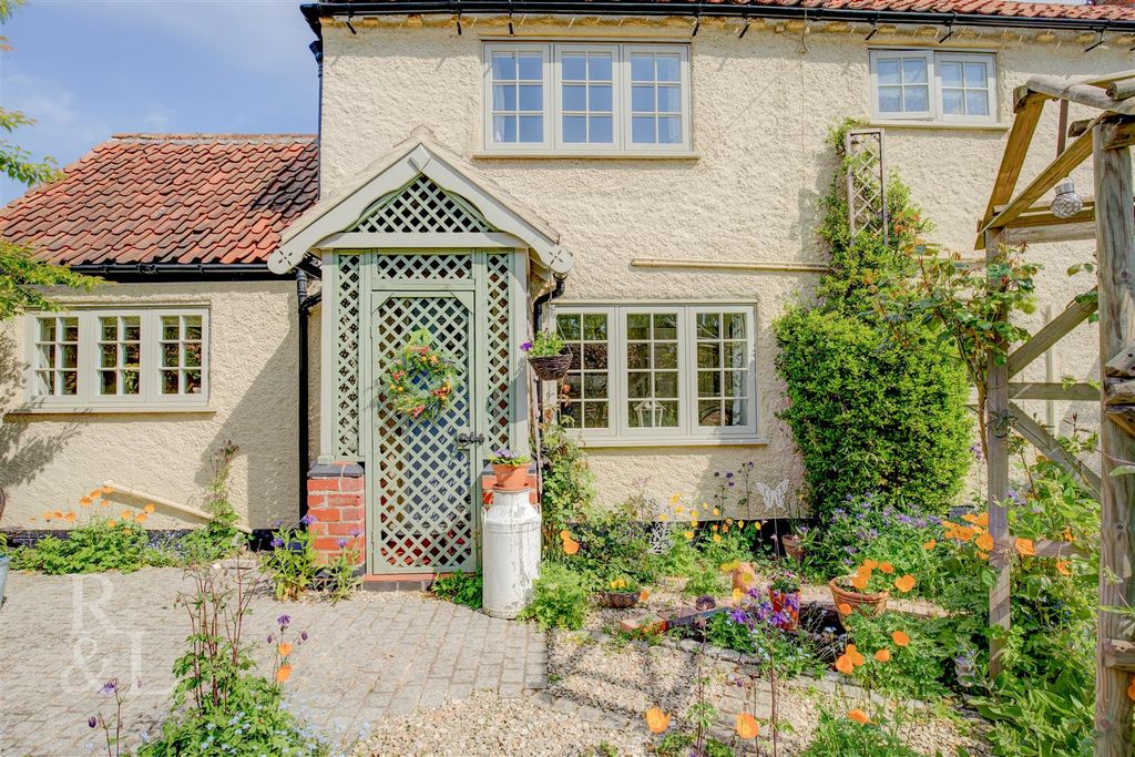 Property photo 2 of 20 Export-4.Jpg
