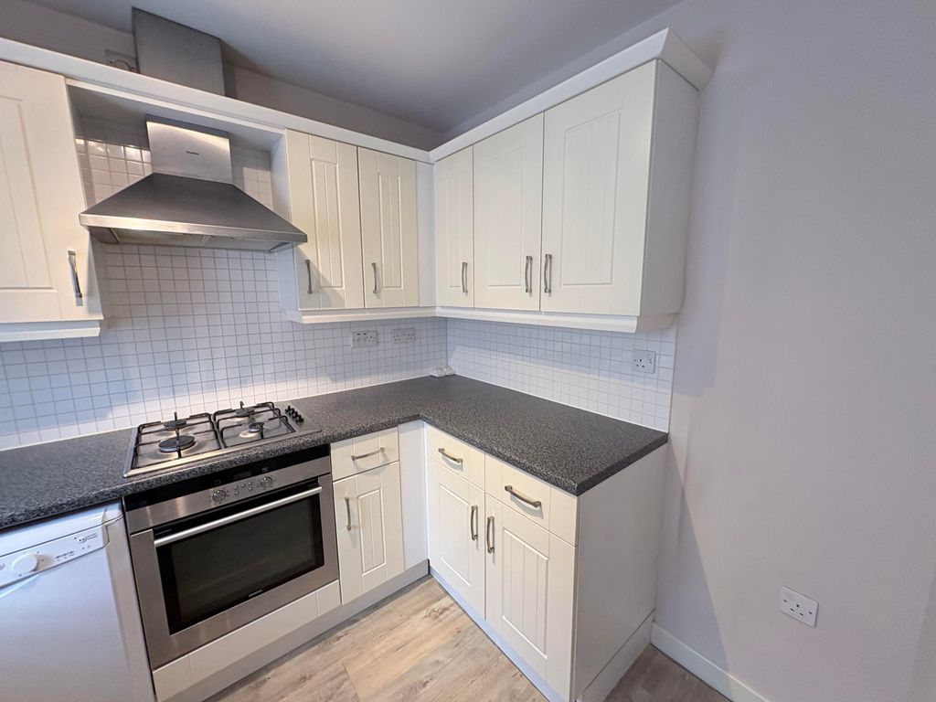 Property photo 2 of 12 Img_8059