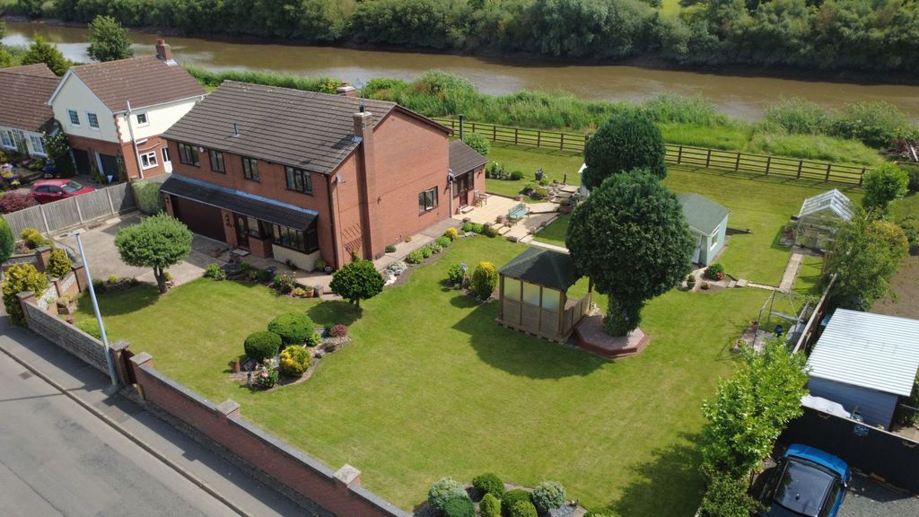 Property photo 1 of 31