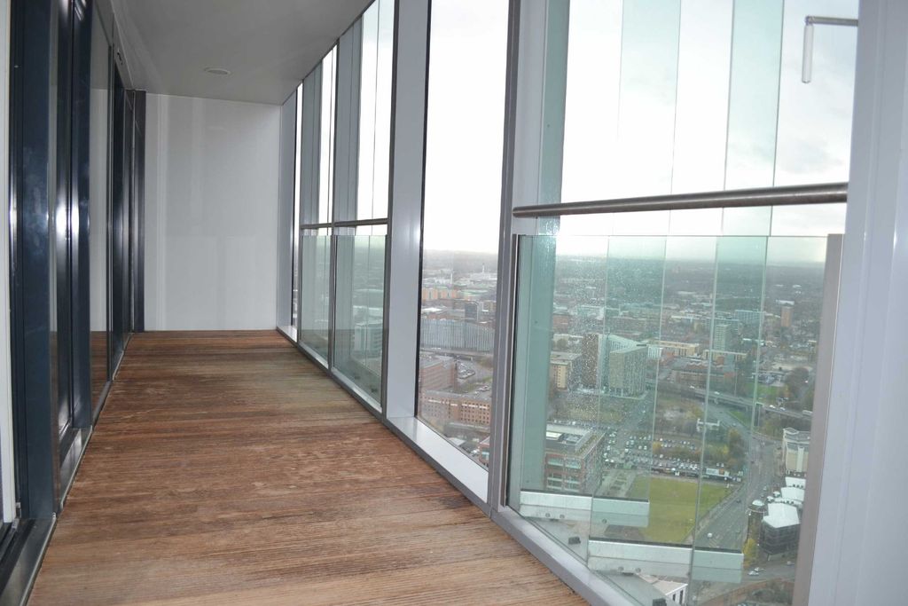 Property photo 2 of 11 Picture No. 02