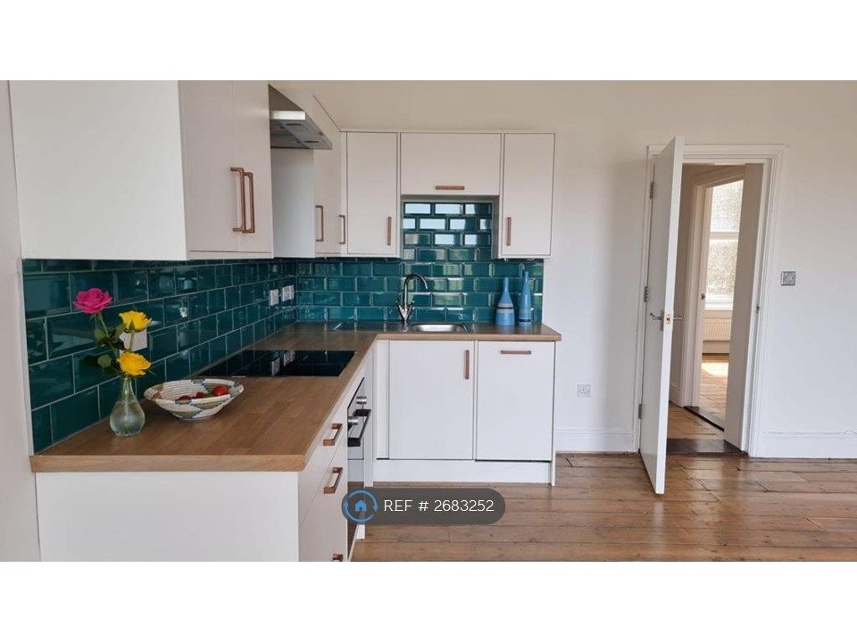 Property photo 3 of 26