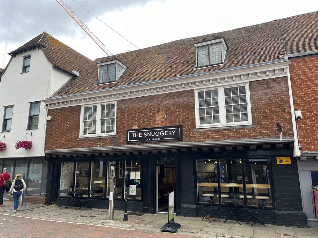 Property photo 1 of 17 8