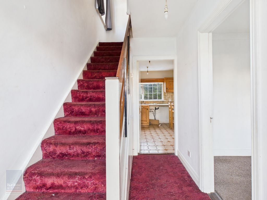 Property photo 2 of 21