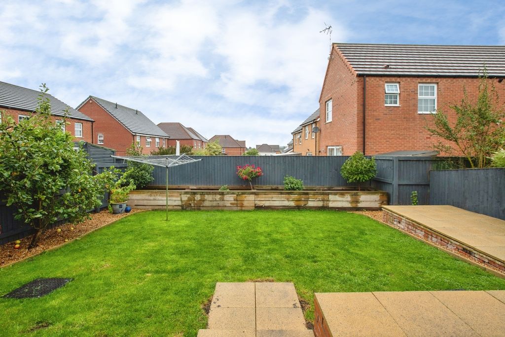 Property photo 3 of 17 Pbox-Img.Jpg