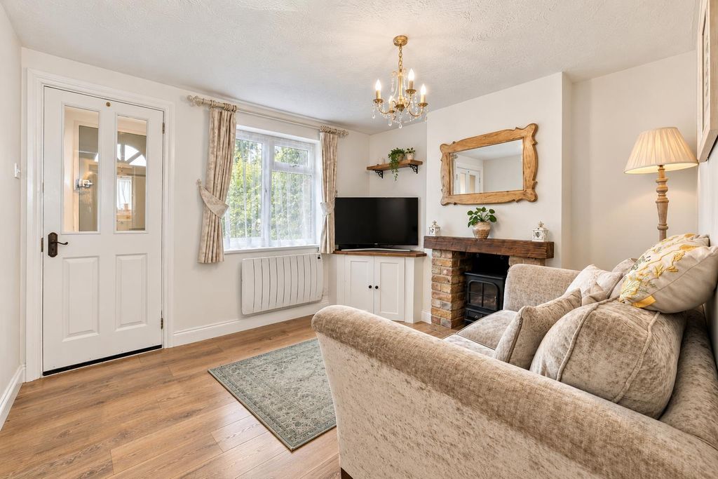 Property photo 3 of 17
