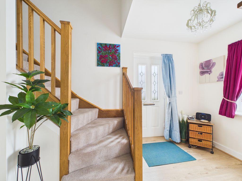 Property photo 3 of 18 Photo 11