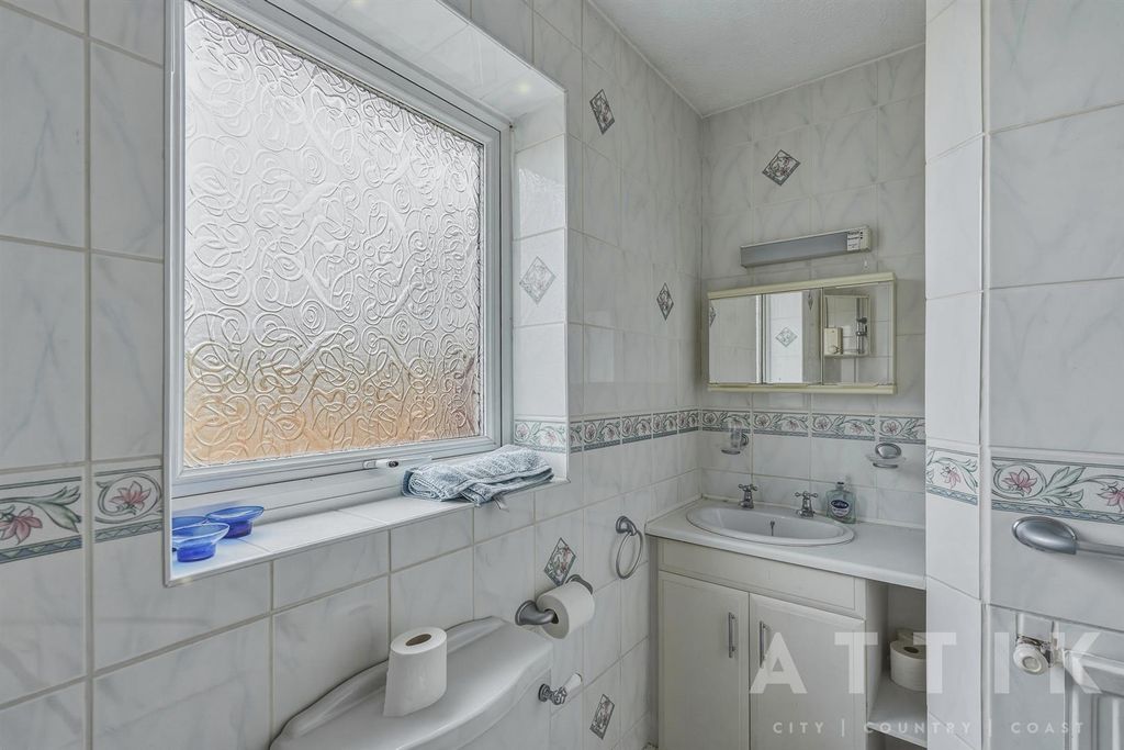 Additional image 24 of 3 bed detached bungalow for salePark Walk, Holton, Halesworth IP19