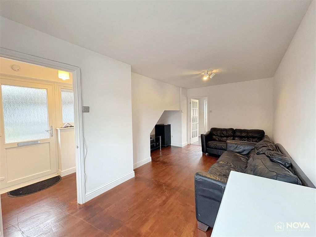 Property photo 2 of 16 Img_4054.Jpg