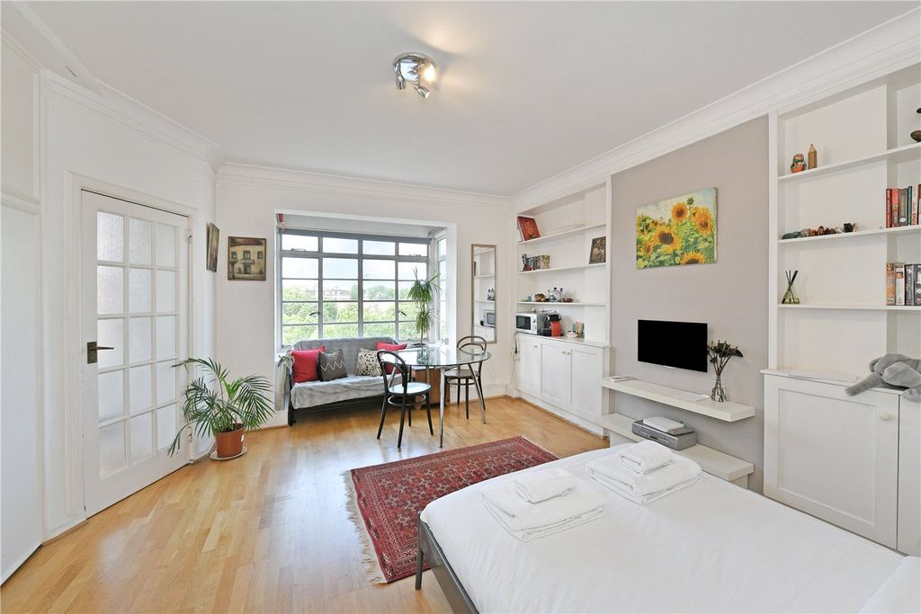 Property photo 3 of 9 Picture No. 04