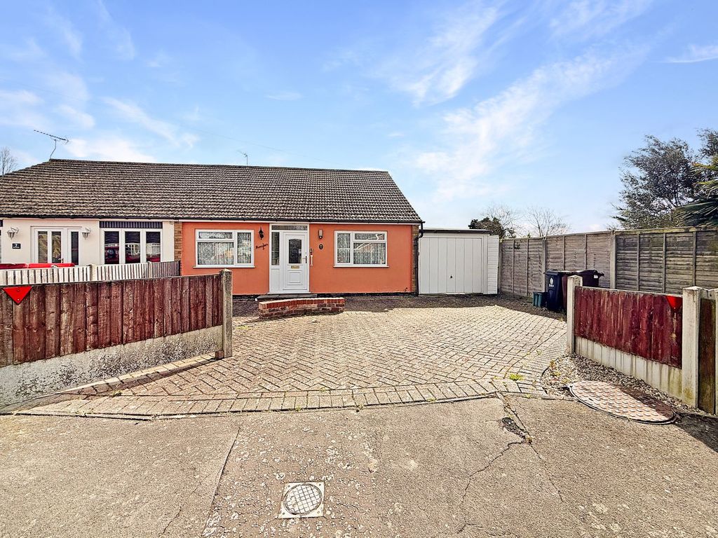 Property photo 2 of 17