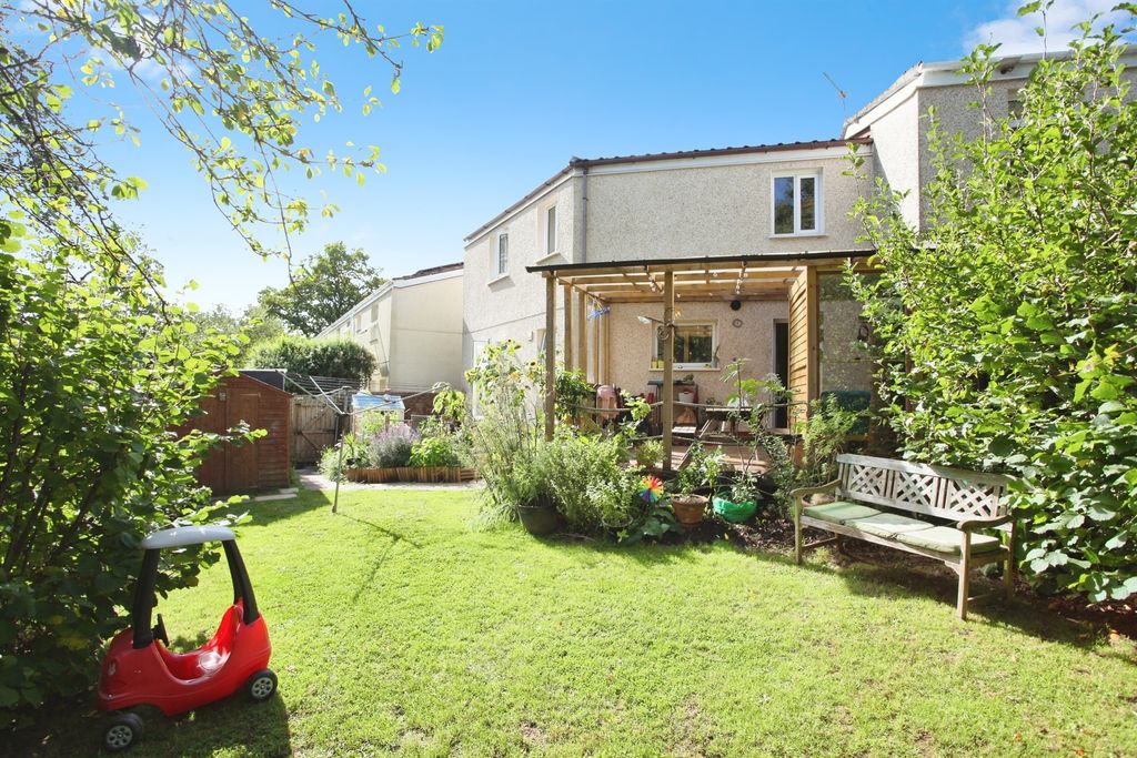 Property photo 2 of 19