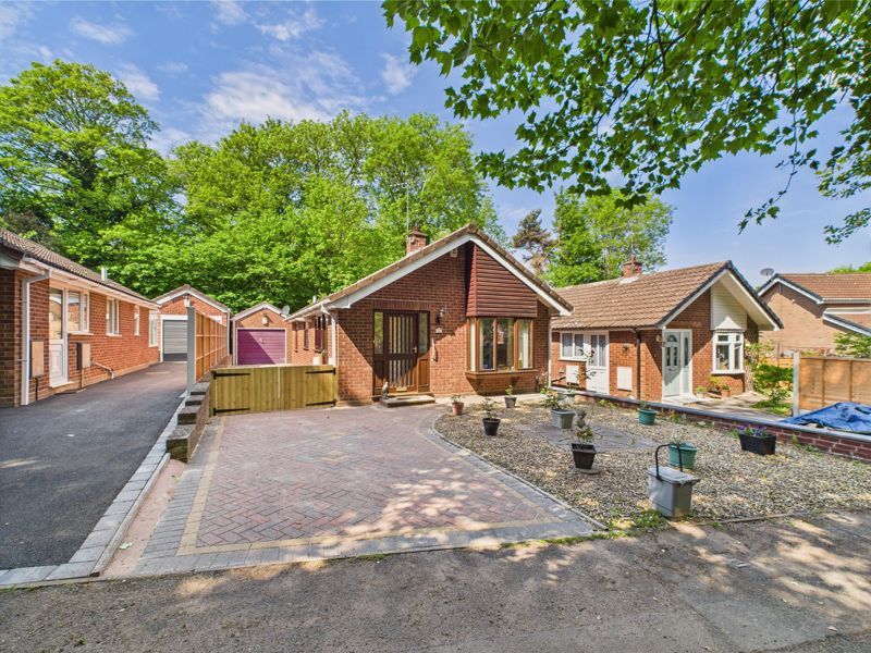 Property photo 1 of 13 Photo 9