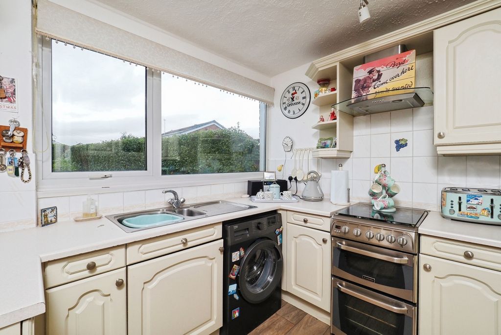 Property photo 2 of 26 Pbox-Img.Jpg
