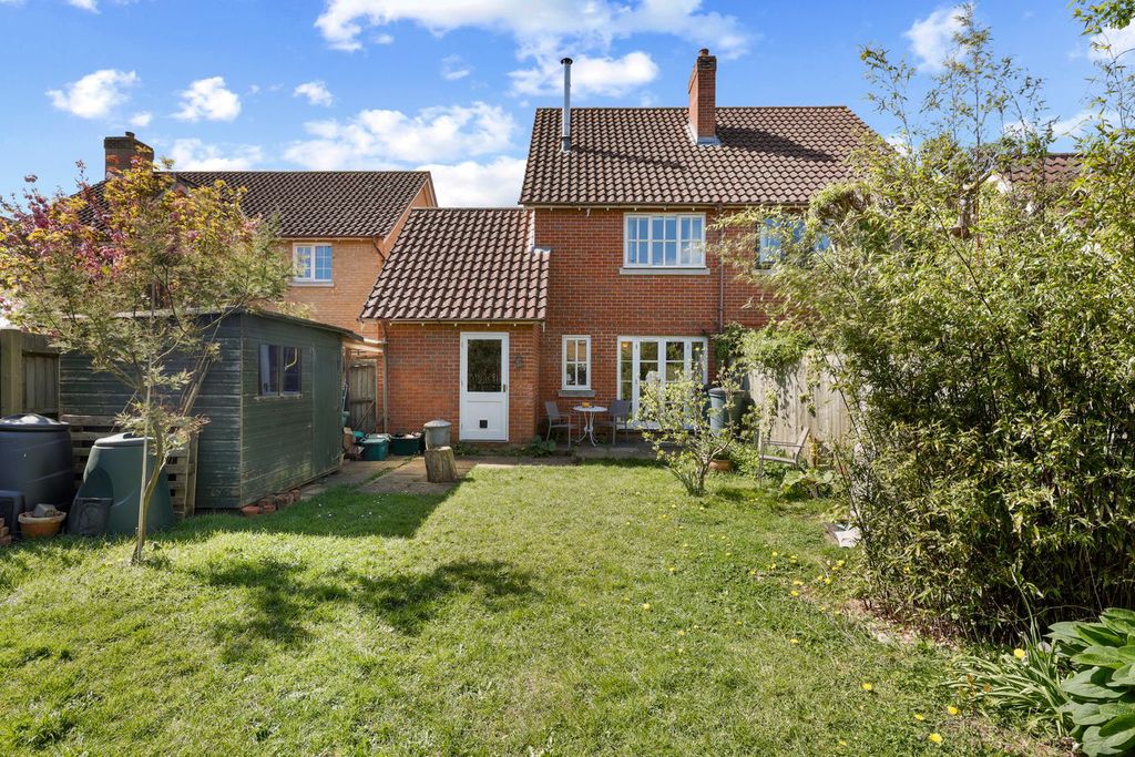 Property photo 3 of 18