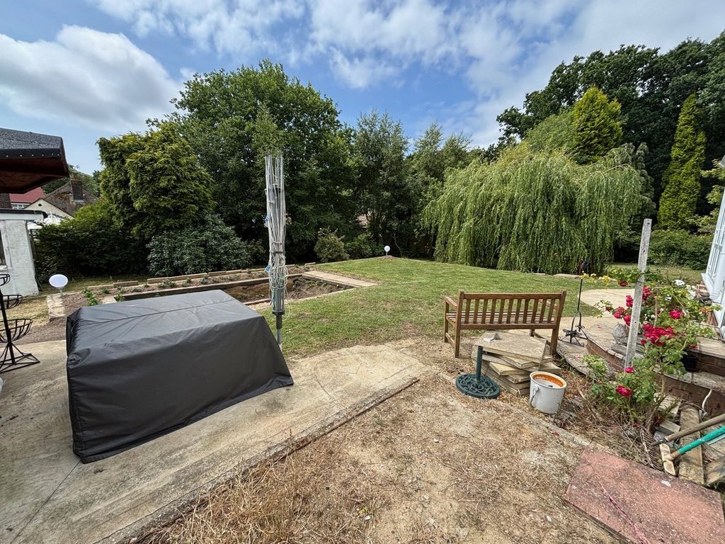 Property photo 3 of 21