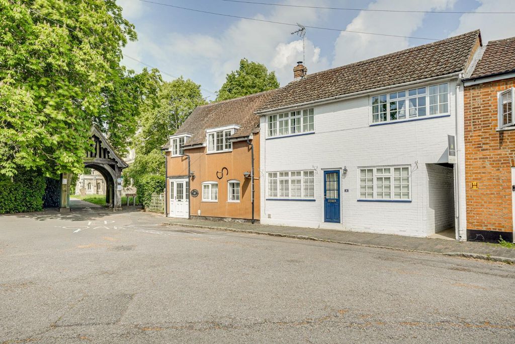 Property photo 1 of 24