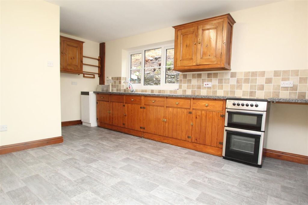 Property photo 2 of 11 Img_3498.Jpg