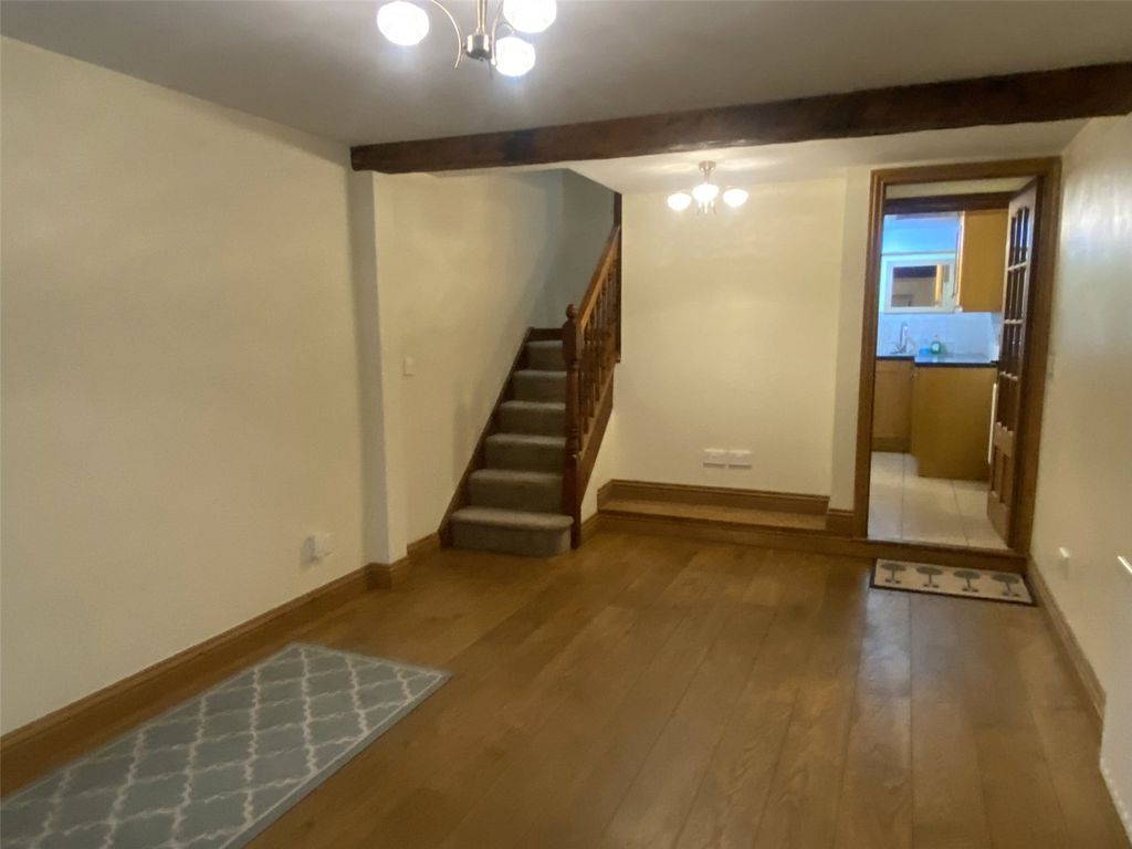 Property photo 2 of 10 Picture No. 18