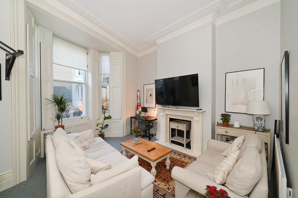 Property photo 2 of 19 Photo 2