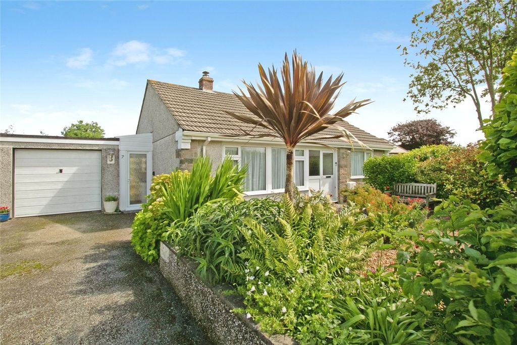 Property photo 1 of 18 Front