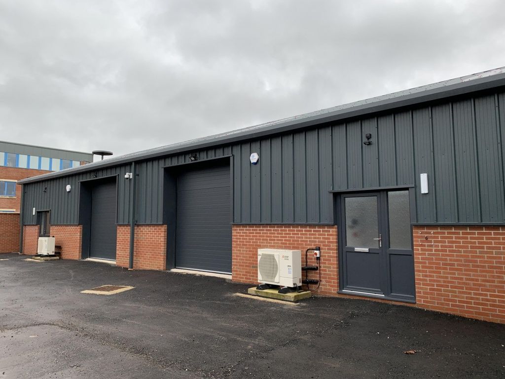 Property photo 2 of 17 Photo 1