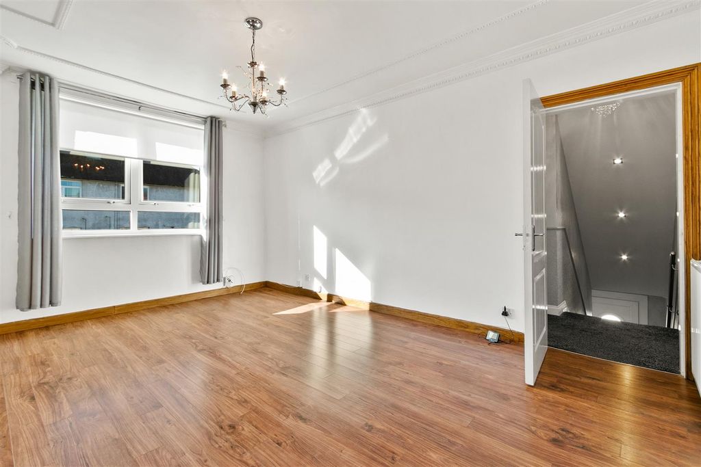 Property photo 3 of 25 Whin-9.Jpg