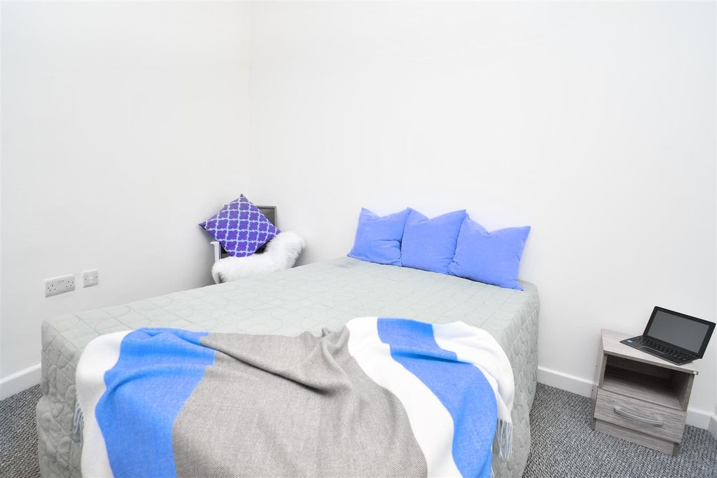 Property photo 1 of 6 14 (13).Jpg