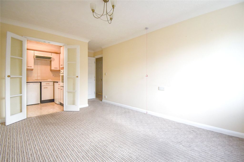 Property photo 2 of 10 Picture No. 04