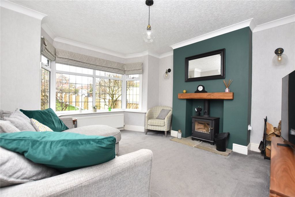 Property photo 2 of 21 Picture No. 09