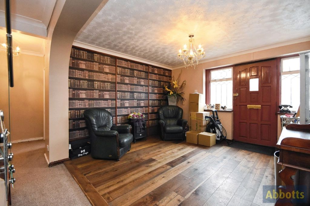 Property photo 3 of 27 Pbox-Img.Jpg